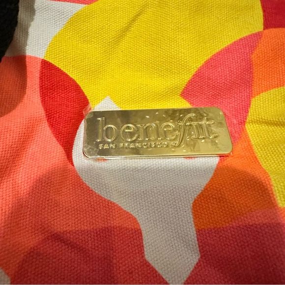 Benefit Cosmetics Faces Colorful Duffle Bag - Picture 3 of 3